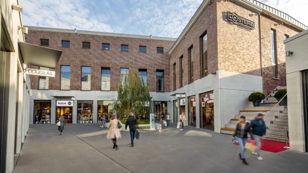 Retail deals below 1bn in 2Q as large scale deals continue to